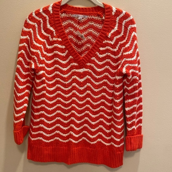 GAP Chevron Pointelle V Neck Wool Blend Orange White Stripe Knit Sweater SMALL - Picture 1 of 6
